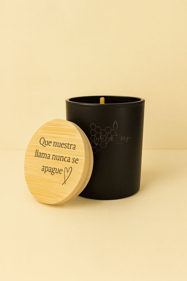 Vela vaso negro con tapa personalizable
