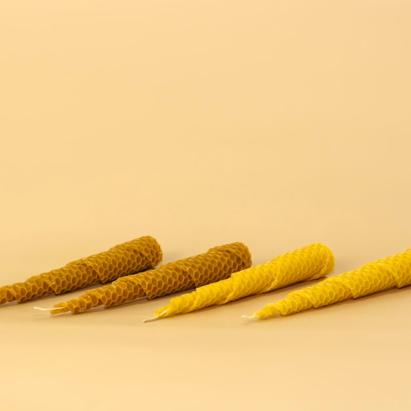 Pack de 4 velas de meditación en espiral de cera de abeja alineadas