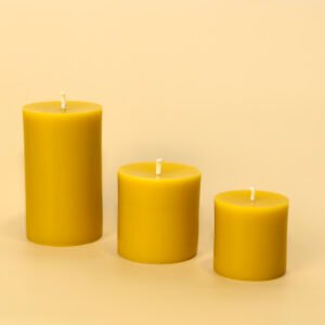 Pack de velas ecológicas de cera de abeja pura.