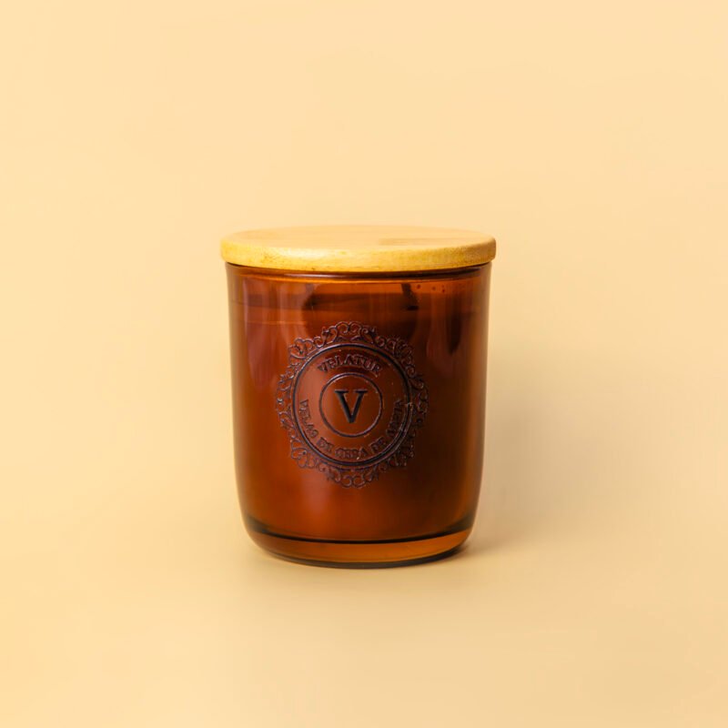 Vela de cera de abeja 100% en vaso de cristal ámbar con tapa de madera